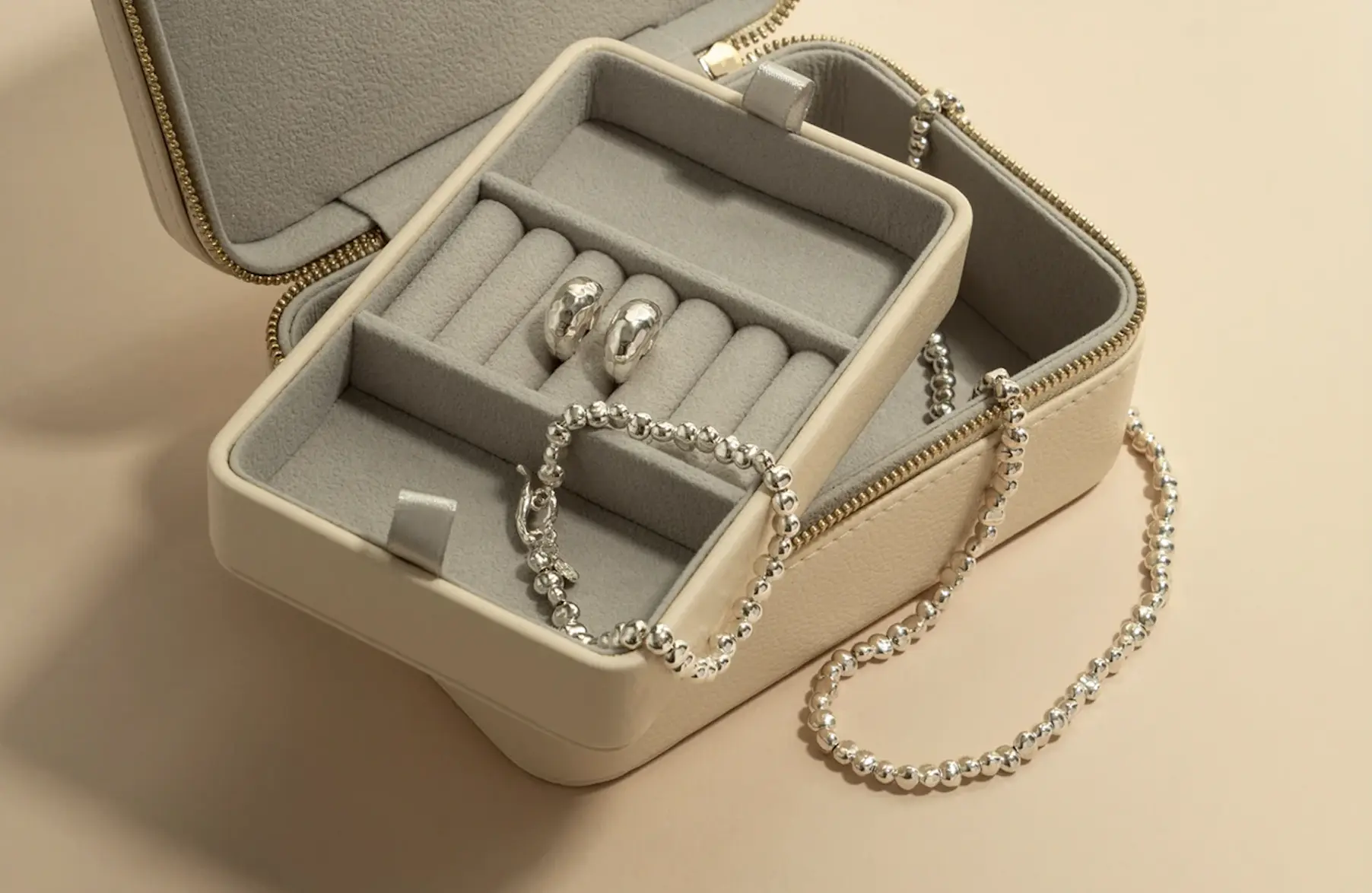 So kombinierst du deine Silber Armbänder richtig – Stylingtipps mit Sterling Silber 925